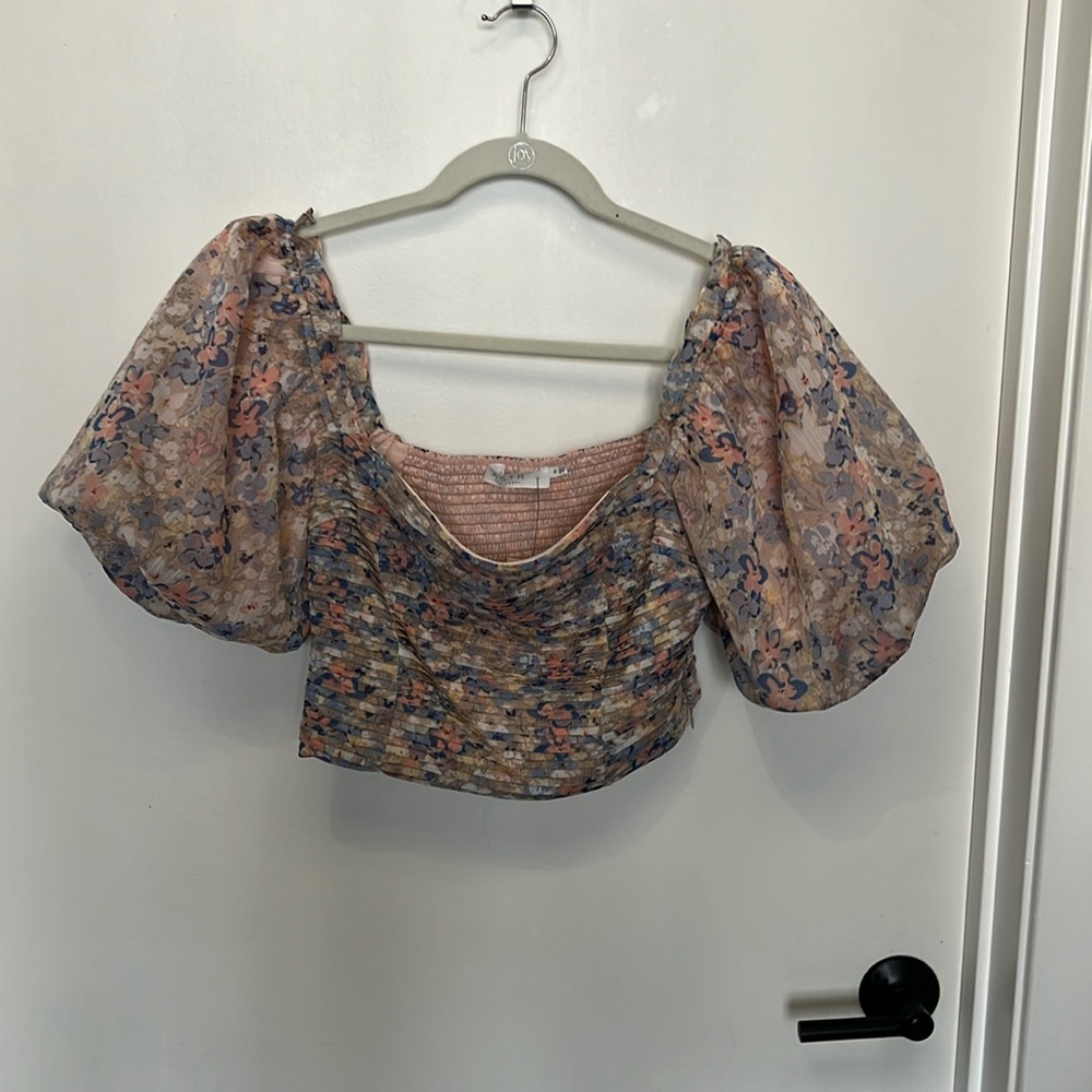 ASTR Cropped blouse
